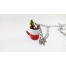 Collier long avec une tasse de Noël toute garnie : biscuit sapin, cane de Noël & carreau de chocolat (MAXI)