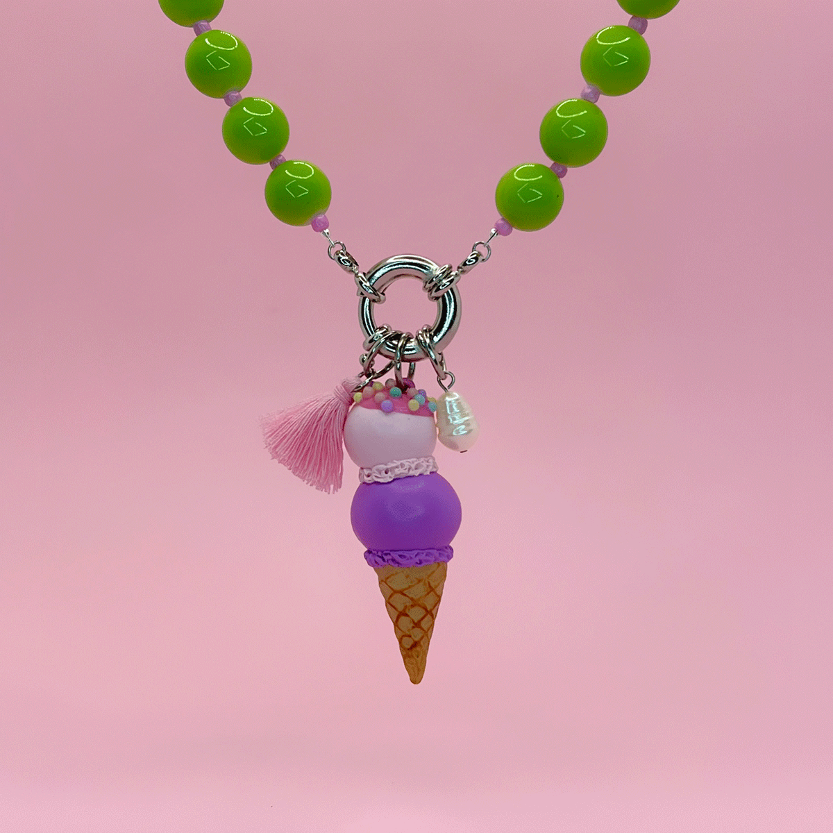 Collier - Le précieux (Maxi)