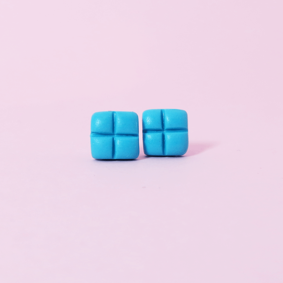 Puces d'oreilles, Tablette de chocolat bleues