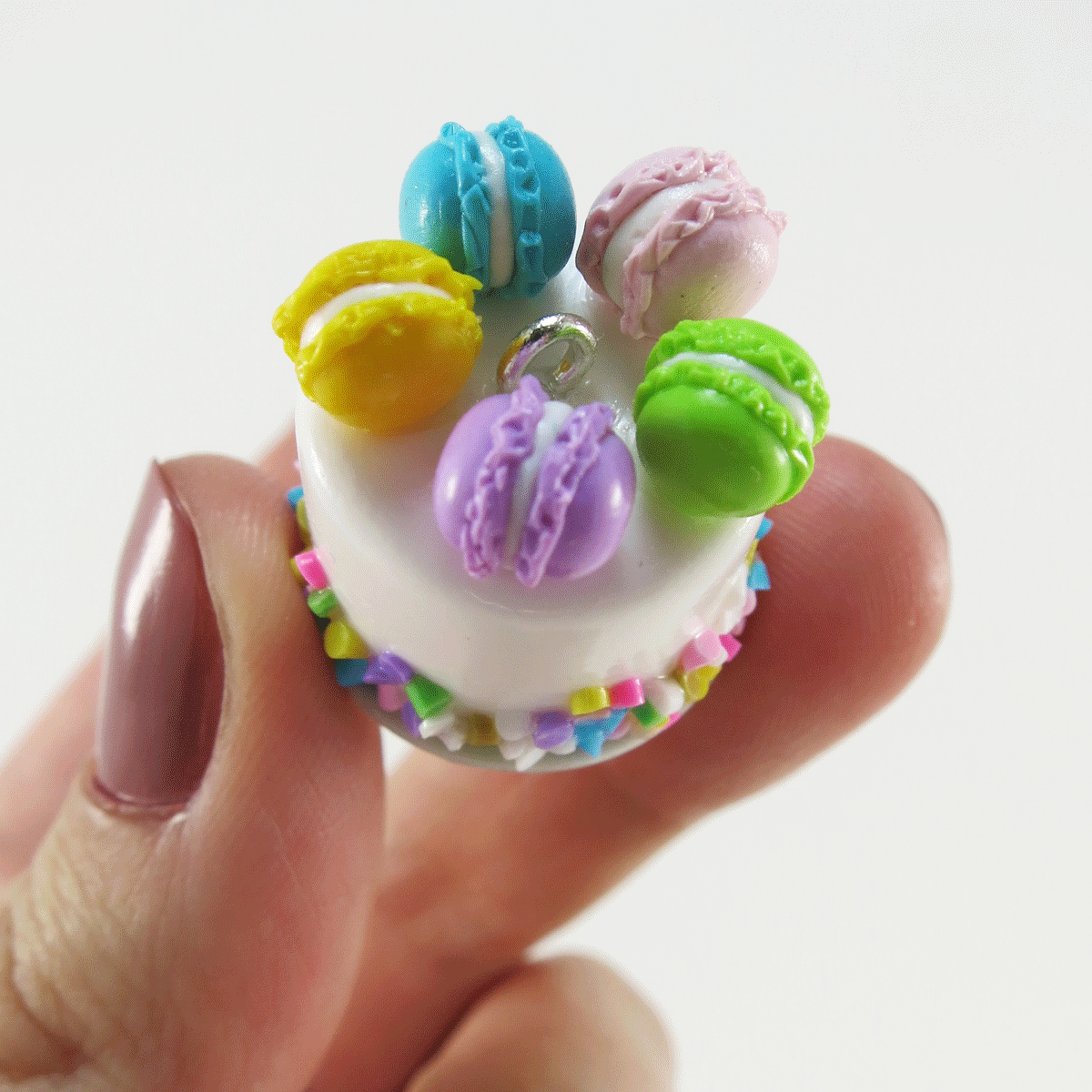 Gâteau, macarons & confettis - Pièce unique