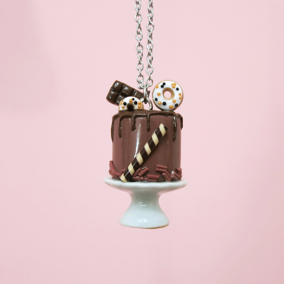 Gâteau tout choco, beigne et tablette de chocolat - Pièce unique
