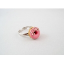Donut rose sucré (Petite taille seulement), bijoux gourmand, pate polymere, fimo, donut, bague, fait main, chez laurette